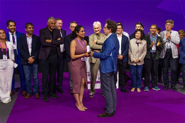 Congratulations to Mrs. Pooja Dugani (India) for winning the Best Case Award in 2025 with "Tangled"!