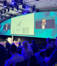 eCLIPS are an endovascular clip system which was presented by Tom Marotta from Canada